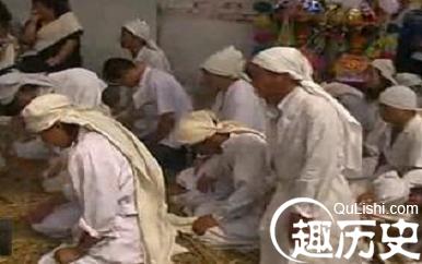 满蒙族人的丧服是什么样子的