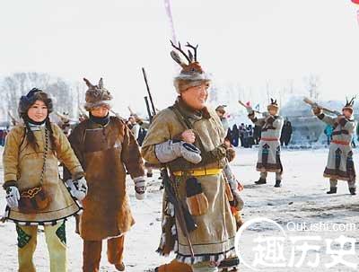 鄂伦春族人的民间剪纸艺术 鄂伦春族的艺术文化