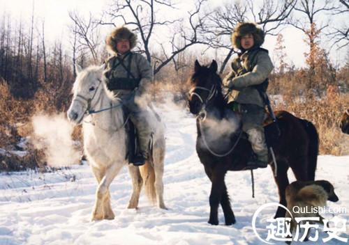 鄂伦春族人的民间剪纸艺术 鄂伦春族的艺术文化