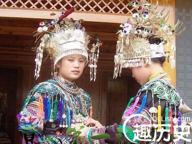 侗族服饰  侗族的辛地衣是一种什么样的服饰