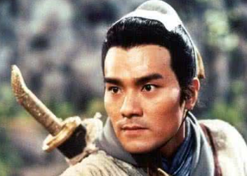 《碧血剑》中金蛇郎君夏雪宜的师父是谁？