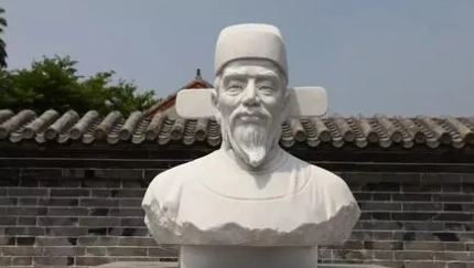 明代诗词代表人物生平简介:袁黄,后人常以其号“了凡”称之