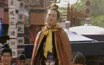 林黛玉和宝钗分别是什么时候进京的？中间缺失的几年为什么不写？