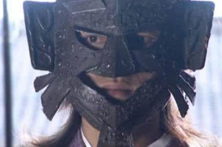 游坦之为什么愿意为阿紫付出一切？游坦之是个怎么样的人？