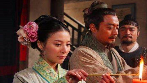 阎婆惜为什么要骂宋江公人见钱如蝇子见血？一句话就揭开宋江的真面目